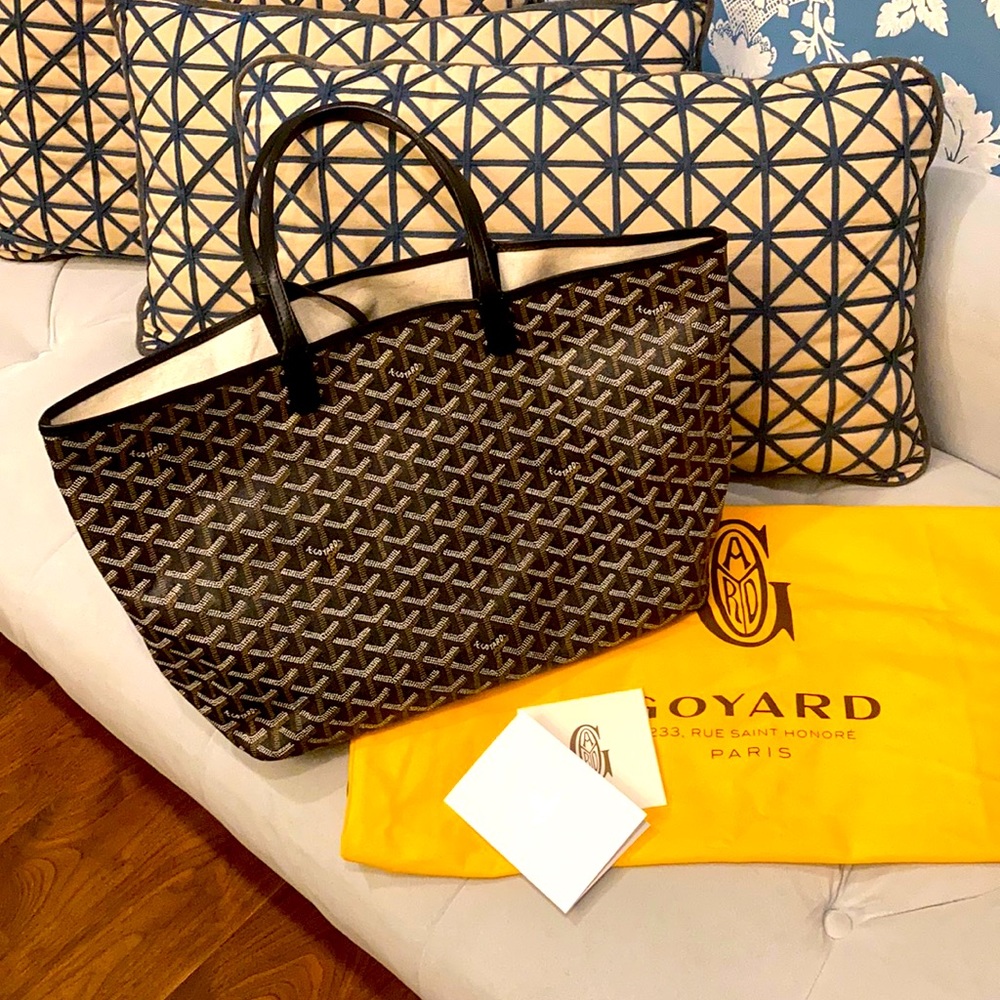 Goyard Saint Louis PM in black with black handles